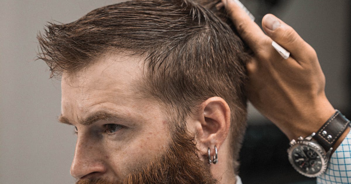 Hot Towel Shave Cost by City 2026: NYC, LA, Houston, Chicago, Miami